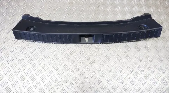 Toyota Prius (XW50) Trunk/boot sill cover protection 6471647110