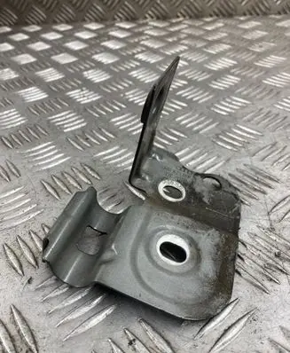 Audi Q7 4M Fender mounting bracket 4M0821167A