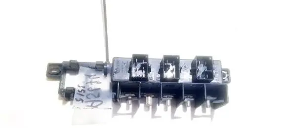 Volkswagen Golf IV Fuse box set 8l0941822