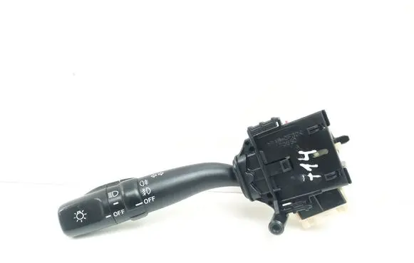 Toyota Avensis Verso Indicator stalk 8414020700