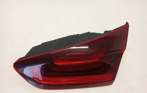 KIA Ceed Tailgate rear/tail lights 92404j7300 92404J7300 R0091R300055168