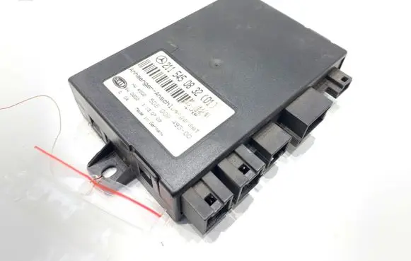 Mercedes-Benz E W211 Tow bar trailer control unit/module 2115450832