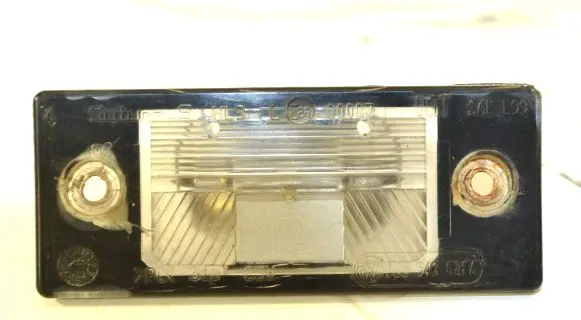 Volkswagen Touareg I Number plate light 1J5943021A