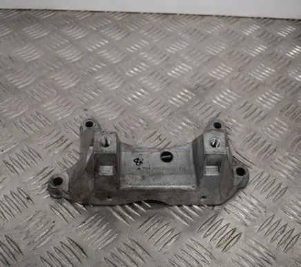Mercedes-Benz C W205 Other engine bay part A2112420340