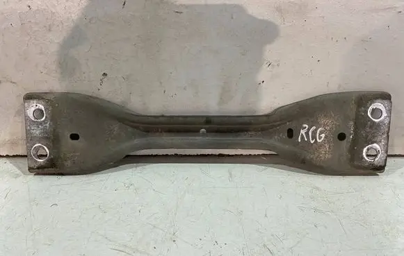 Skoda Octavia Mk2 (1Z) Other under body part 