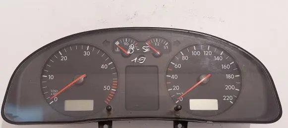 Volkswagen PASSAT B5 Speedometer (instrument cluster) 110008919017 3B1919860C