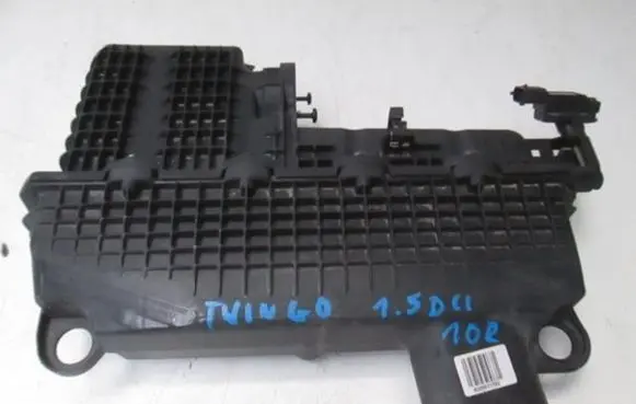 Renault Twingo II Air filter box 165460107R