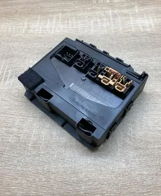 Volkswagen PASSAT B7 Comfort/convenience module 3AA959433B