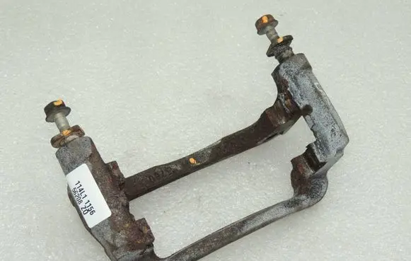 Suzuki Vitara (LY) Front brake caliper 55101-61M01-999 55855-61M00 55856-61M00