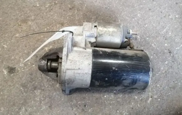 Alfa Romeo 147 Starter motor