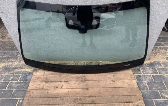 Mercedes-Benz GLC X253 C253 Front windscreen/windshield window 