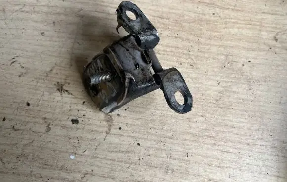 Rear door upper hinge