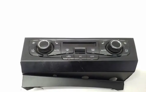 Audi A5 8T 8F Climate control unit 8T1820043AQ