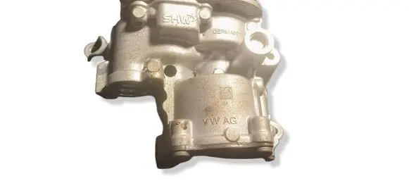 Audi A4 S4 B9 8W Oil pump 04L145208T