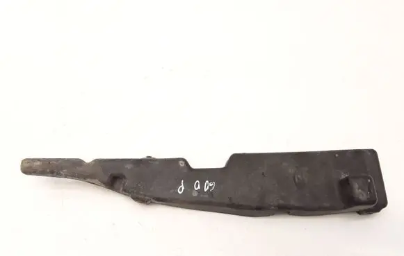 Engine bonnet/hood lock trim molding