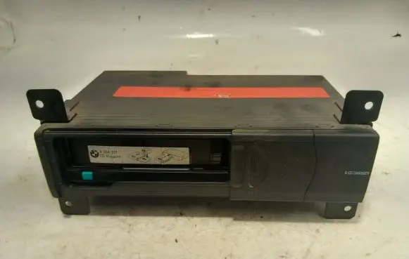 CD/DVD changer