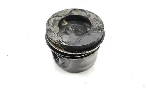 BMW 3 E90 E91 Piston 84L107