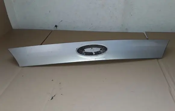 Ford Mondeo MK IV Trunk door license plate light bar NOCODE
