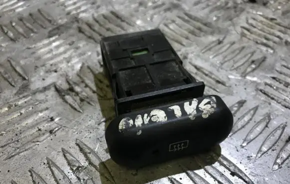 Suzuki Baleno EG Windscreen/window heater switch