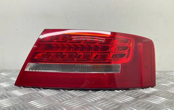 Audi A5 8T 8F Rear/tail lights 8T0945096D