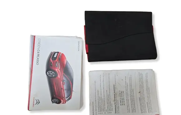Citroen C4 II Picasso Owners service history hand book 