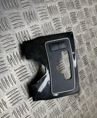 Mercedes-Benz CLS C218 X218 Other center console (tunnel) element A2186806007