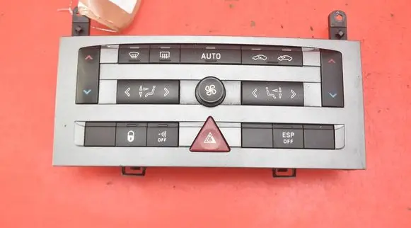 Peugeot 407 Climate control unit 96573322XF