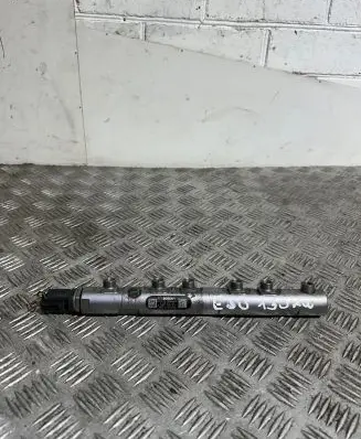 BMW 3 E90 E91 Fuel main line pipe 7809129