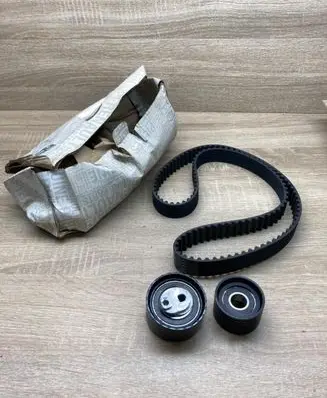 Renault Laguna II Timing belt 130C11321R 08F013D