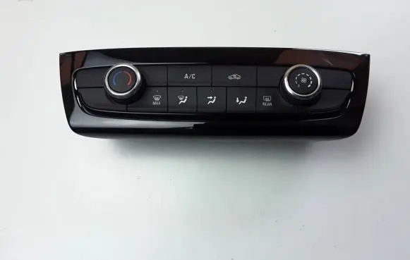Opel Corsa F Air conditioner control unit module 39185221