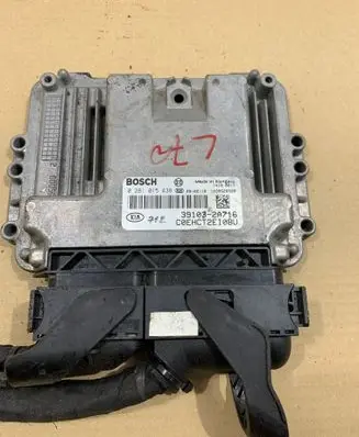KIA Ceed Engine control unit/module 391032A716 0281015438
