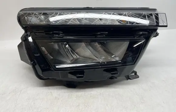 Skoda Kamiq Headlight/headlamp 658941016