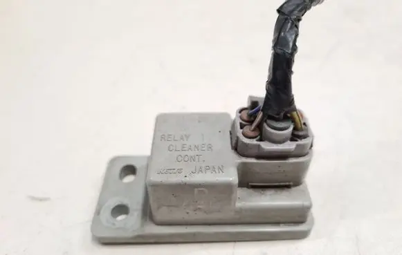 Subaru Outback Window washer relay 88018FE010