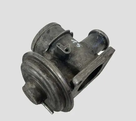 BMW 5 E39 EGR valve 7804378