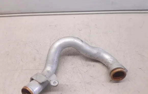 Audi A8 S8 D4 4H Engine coolant pipe/hose 059121071CM