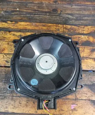 BMW X5 E70 Subwoofer speaker 430407860231 65139218695