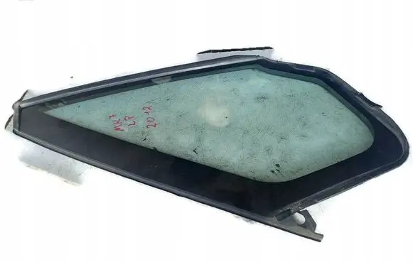 Ford Transit Sliding door window/glass 