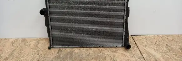 BMW 3 E46 Coolant radiator 1613108