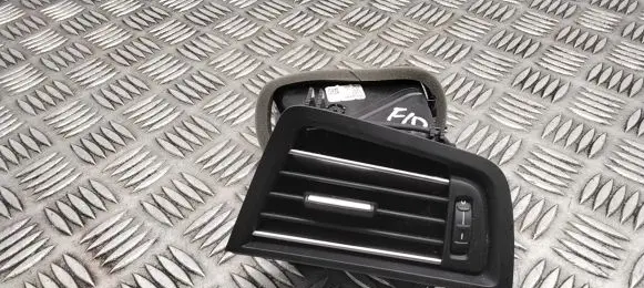 BMW 5 F10 F11 Dashboard side air vent grill/cover trim F5916689411
