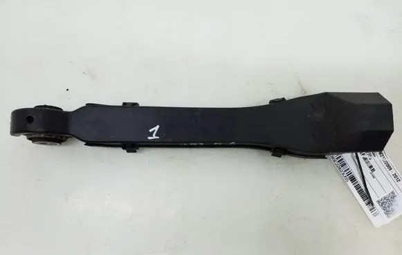 Rear control arm