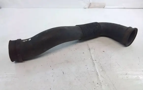 Opel Astra H Air intake hose/pipe 55559548 551020308