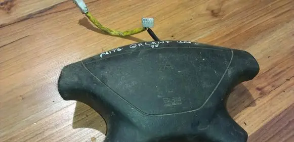 Mitsubishi Galant Steering wheel airbag bmajyc1lbow