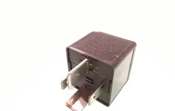 Ford Galaxy Other relay 7M0951253A 95VW10K705CA