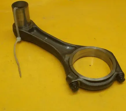 Audi A8 S8 D4 4H Connecting rod/conrod 057E