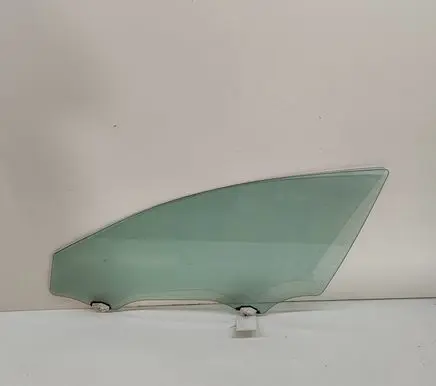 Mazda CX-30 Front door window glass four-door DFR559510