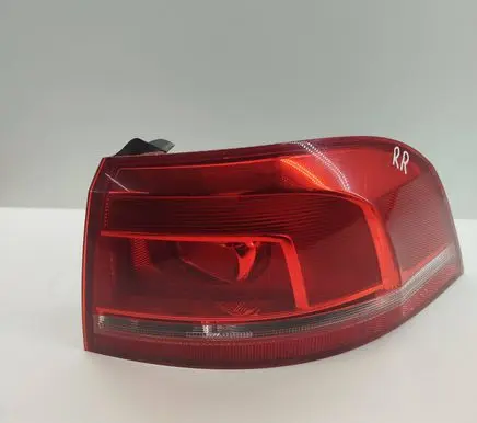 Volkswagen PASSAT B7 Rear/tail lights 3AF945096C