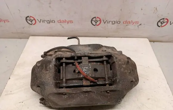 Volkswagen Touareg I Front brake caliper