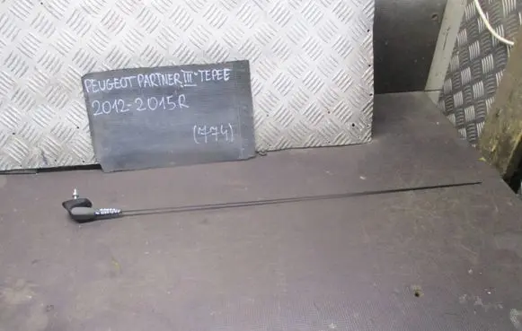 Peugeot Partner Radio antenna 