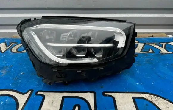 Mercedes-Benz GLC X253 C253 Headlight/headlamp A2539067001 12518205