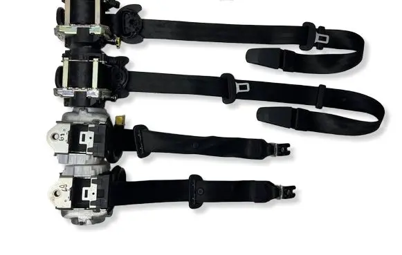 Audi A4 S4 B9 8W Set of seat belts 8W0857806B 8W0857805B 8W0857705
